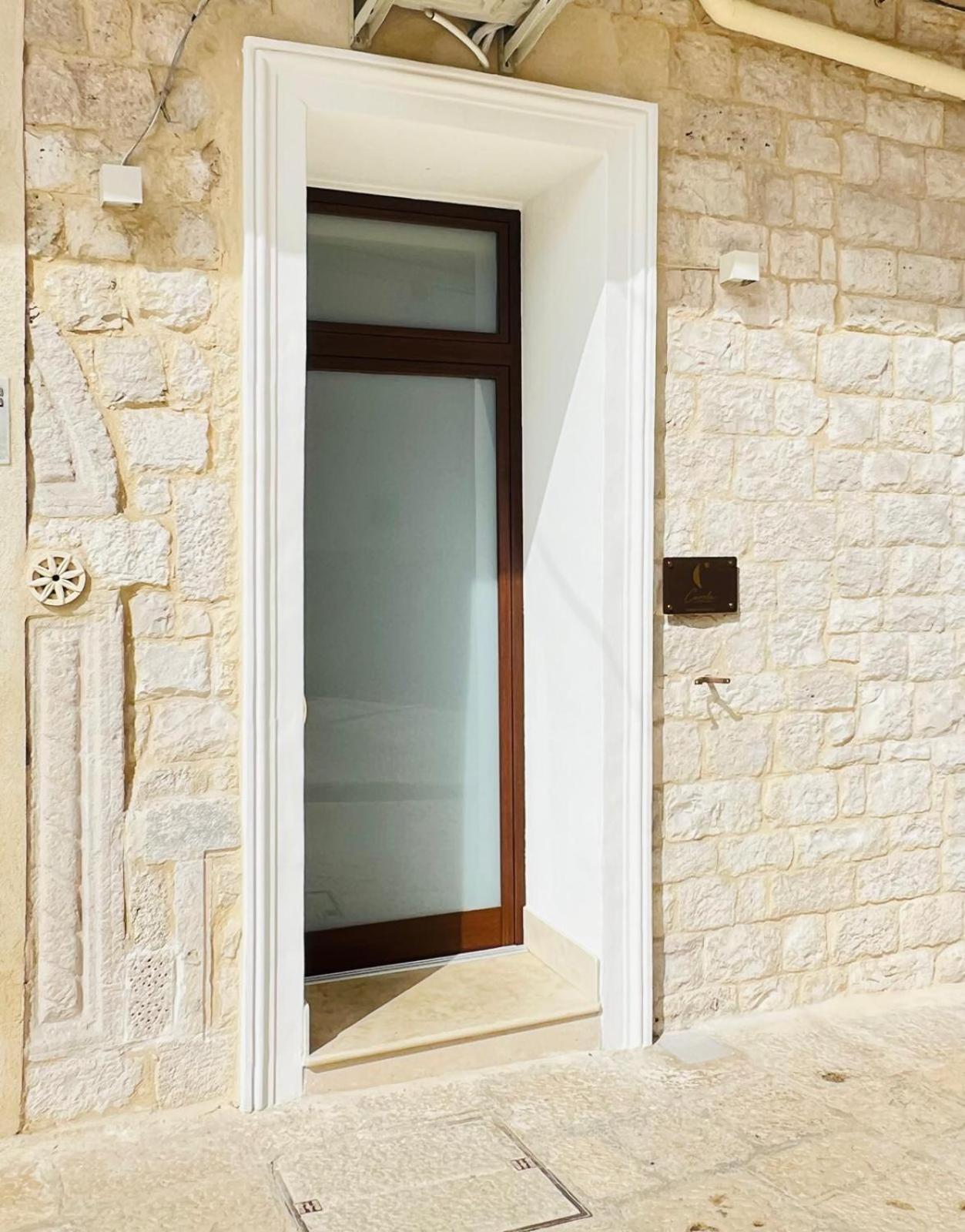 Carola Luxury Room Μπάρι Εξωτερικό φωτογραφία