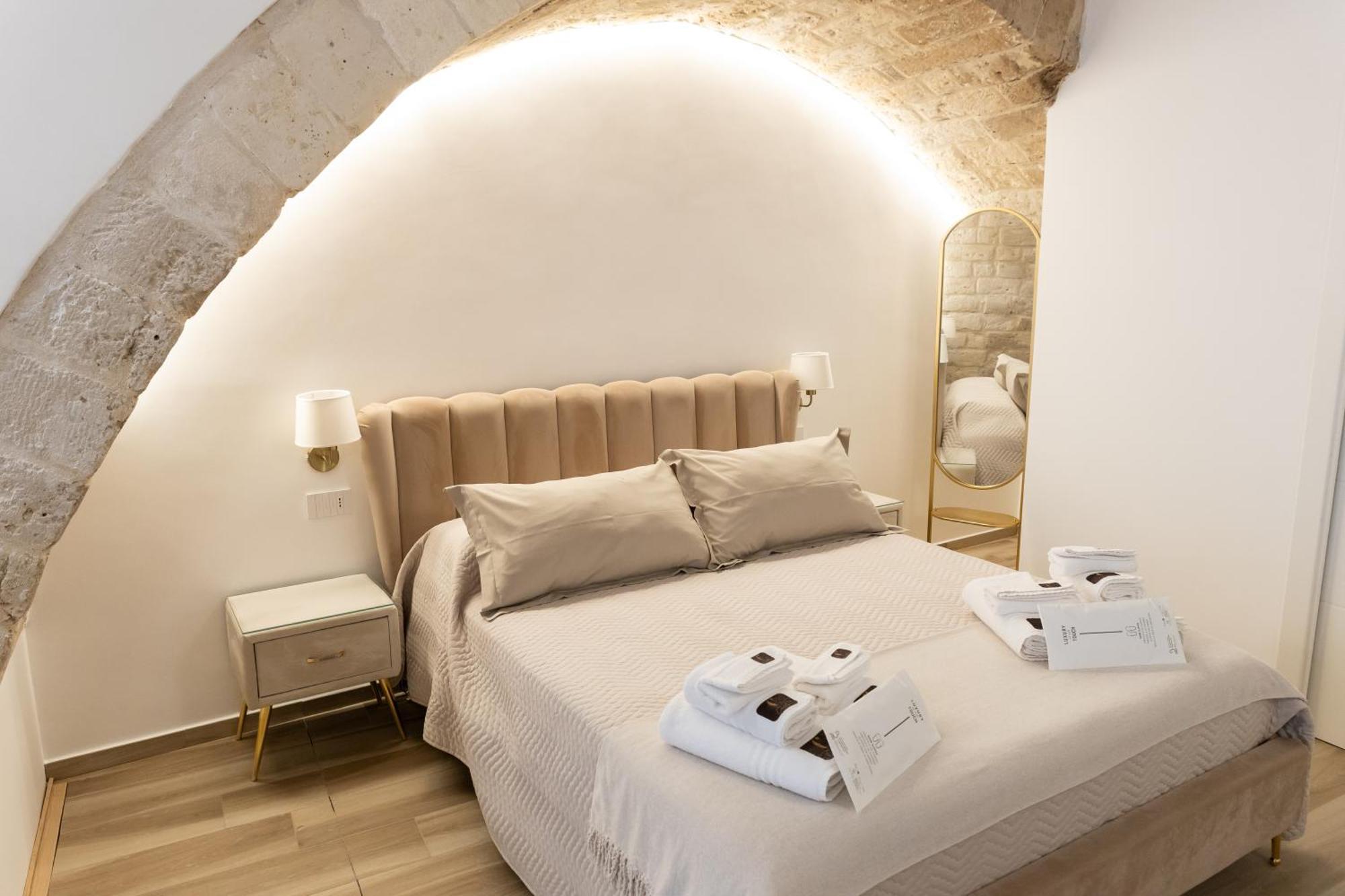 Carola Luxury Room Μπάρι Εξωτερικό φωτογραφία